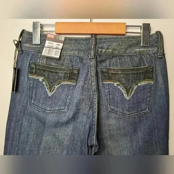 NWT ! DIESEL CHERONE Model size 28X32 Y2K low waist, straight leg style - Picture 7 of 13